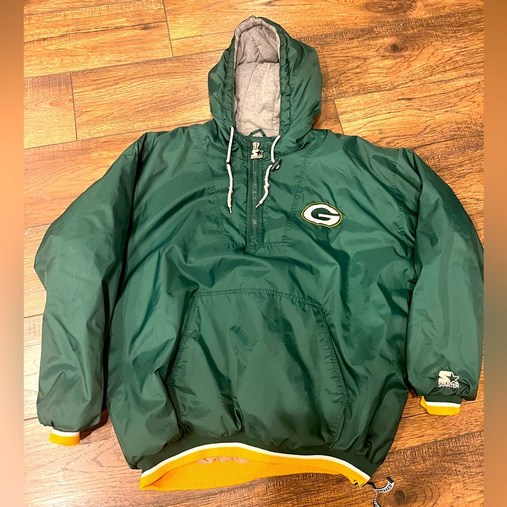 Vintage Green Bay Packers Starter Jacket. Great Quality And Materials.